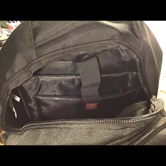 OGIO Backpack like New - Picture 14 of 15